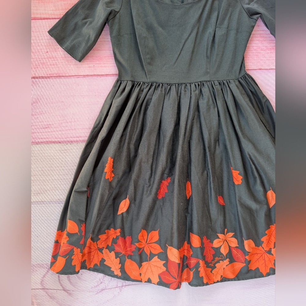 Collectif AMBER-LEA Autumn Leaves Vintage fit & flarw Dress Gown Rockabilly 10US - Picture 4 of 7